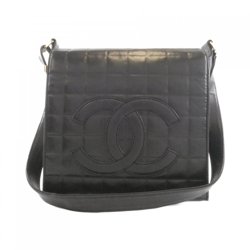CHANEL Black Shoulder Bag